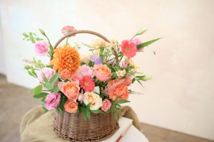 pink peach basket