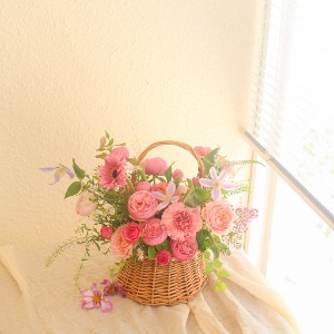 spring pink basket